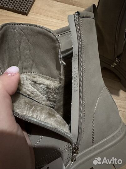 Ботинки зимние кож.зам 39-40 размер