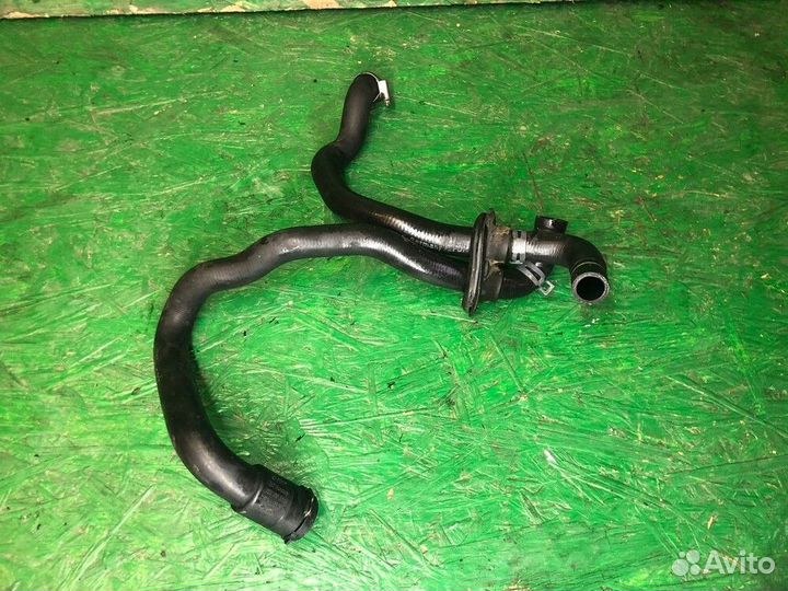 8D0819373E Патрубок охлаждения