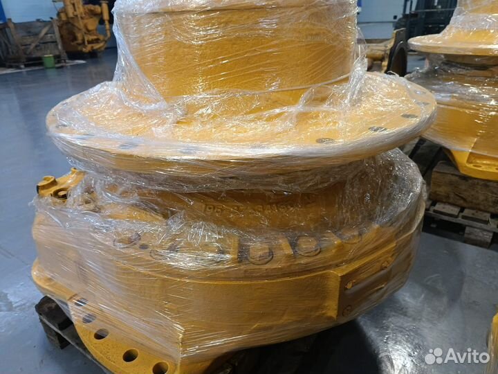 Бортовой редуктор komatsu d375