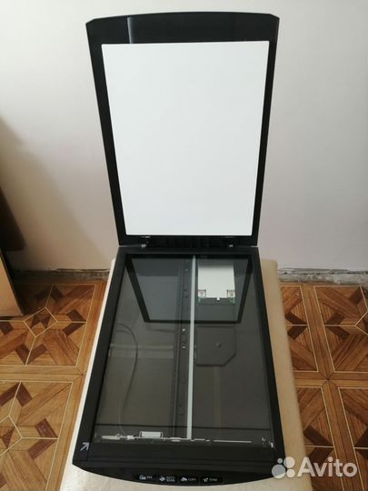 Сканер Canon CanoScan Lide 120