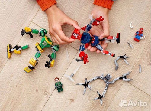 Конструктор Человек-Паук против Доктора Осьминога