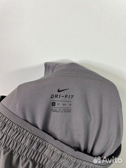 Беговые шорты Nike Dri fit