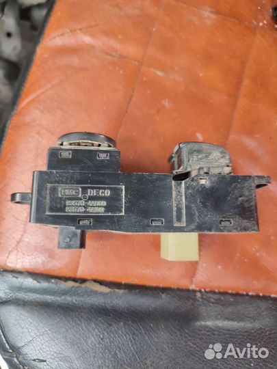 Блок управления стеклоподъёмниками Hyundai Starex