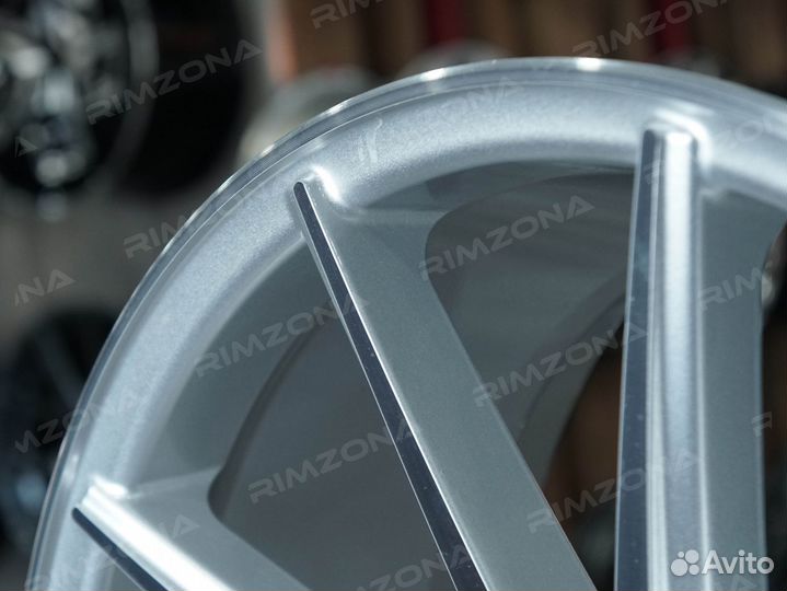 Литые диски Vossen R18 для Toyota. Рассрочка