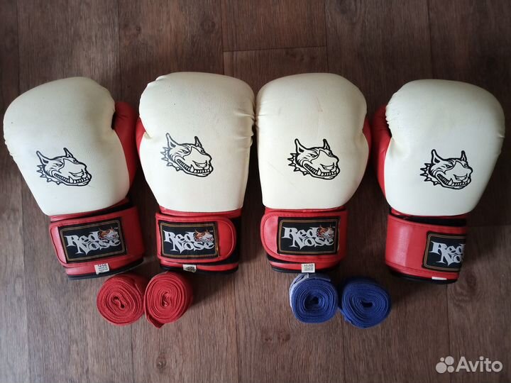 Боксерские перчатки