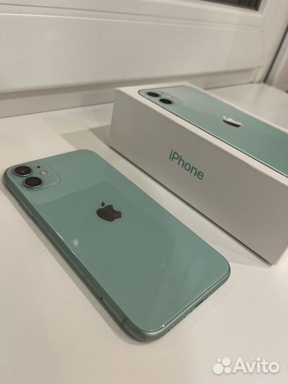 iPhone 11, 64 ГБ