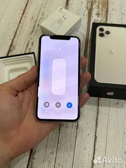 iPhone 11 Pro, 64 ГБ