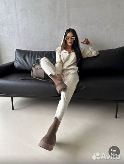 Товарный остаток женской одежды