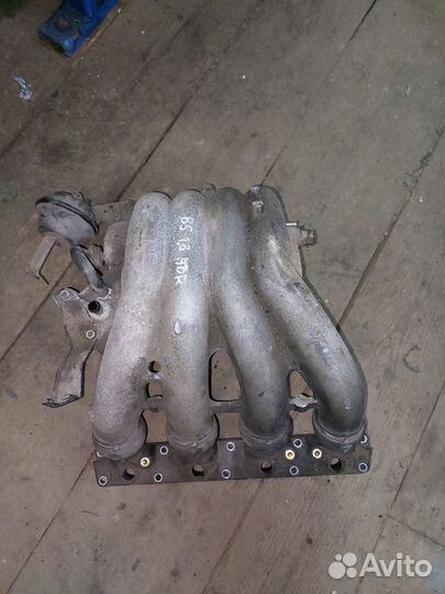 Впускной коллектор 1.8 ADR vw passat b5 audi a4 в5