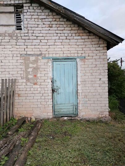 Дом 21,6 м² на участке 6 сот.