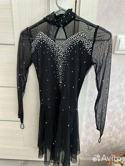 Костюм для фигурного катания