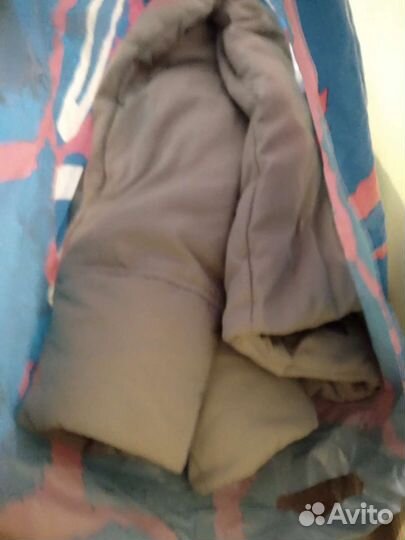 Куртка зимняя и зимний комбинезон,ботинки