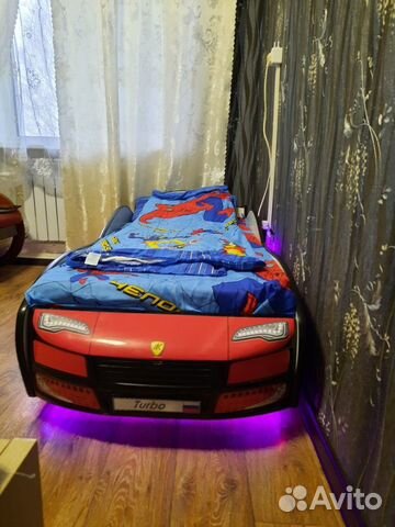 Кровать машина