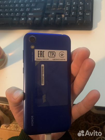 Телефон honor 8s