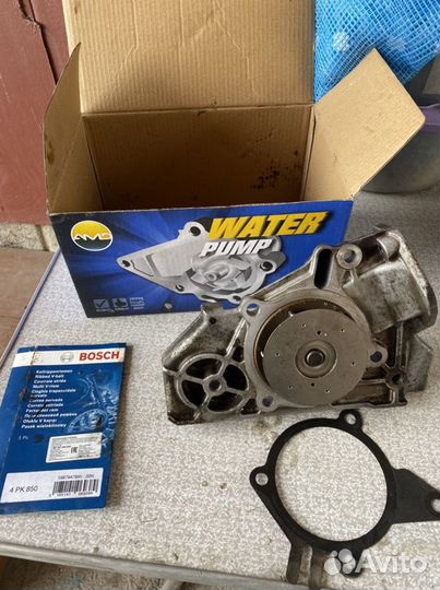 Водяной насос Kia Spectra