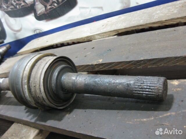 Полуось передняя правая Mitsubishi Pajero (1990-20