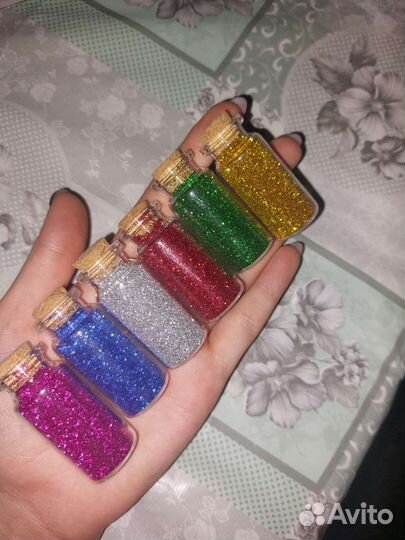 Глитер для ногтей