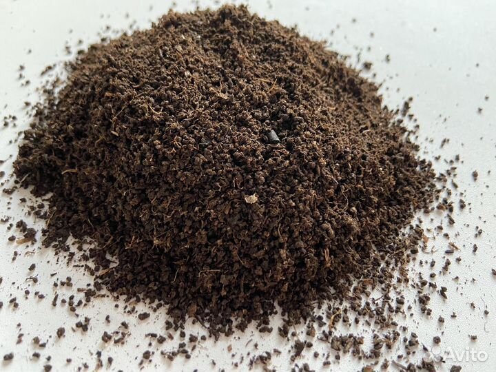 Биогумус (натуральное удобрение)