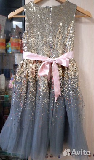 Нарядное платье для девочки р 140