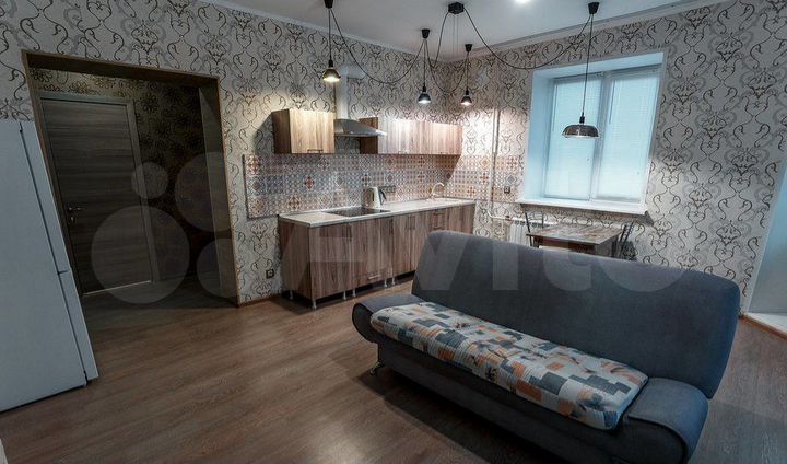 2-к. квартира, 50 м², 1/9 эт.