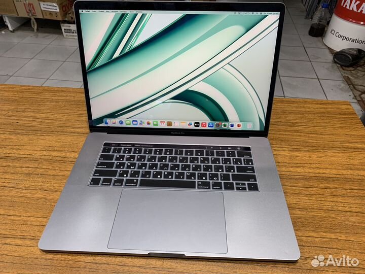 Macbook pro 15 2017 touch bar