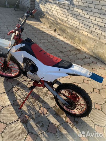 Продам мотолэнд crf 125