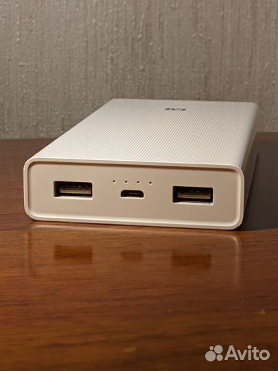 Xiaomi Power Bank 20000 mAh + чехол