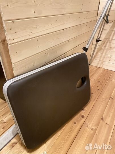 Массажный стол