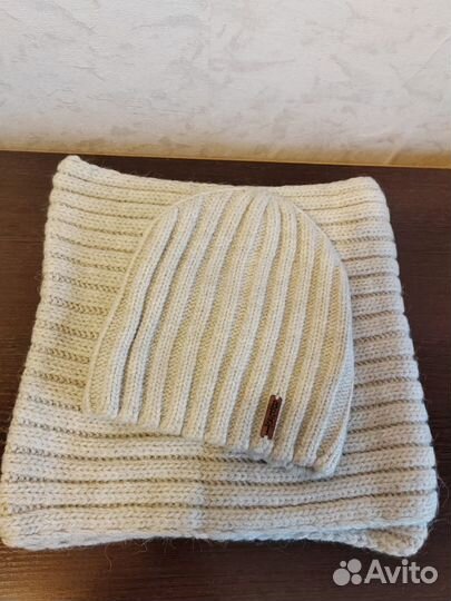 Комплект шапка и снуд женский