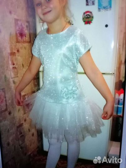 Нарядное платье