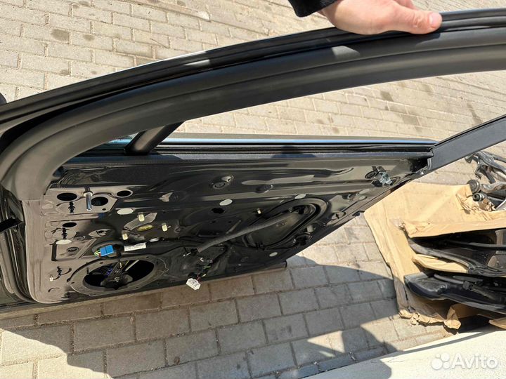 Дверь передняя правая Audi Q7 2019