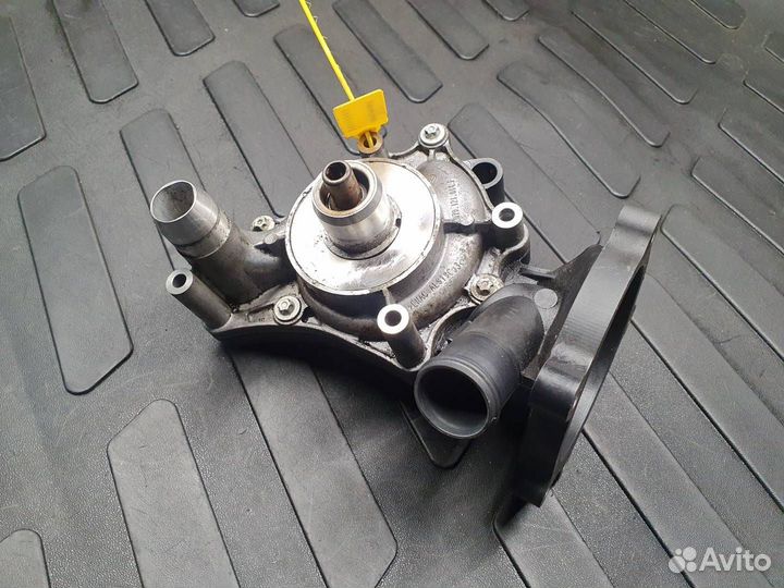 Водяная помпа Audi A8 D4/4H 2012 079121014F