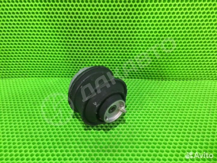 Опора двигателя Mercedes-Benz E W210