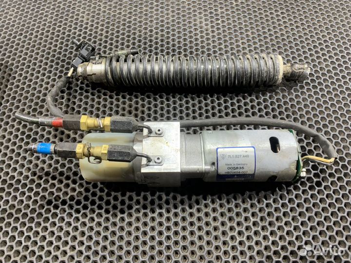 Механизм подъёма Багажника Каен 957 Cayenne