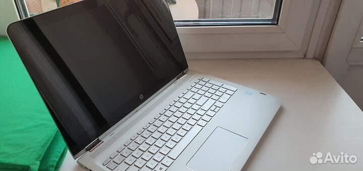 Ноутбук HP Envy x360 15