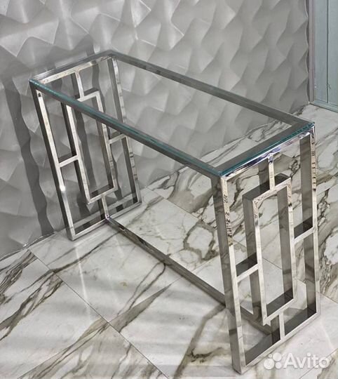 Консоль из нержавеющей стали