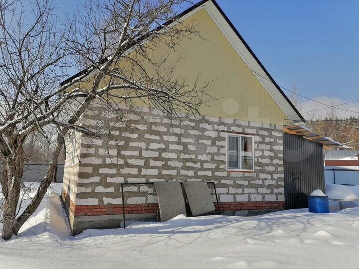 Дом 60 м² на участке 5 сот.