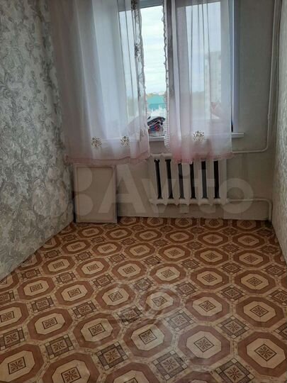 Комната 37 м² в 5-к., 5/9 эт.
