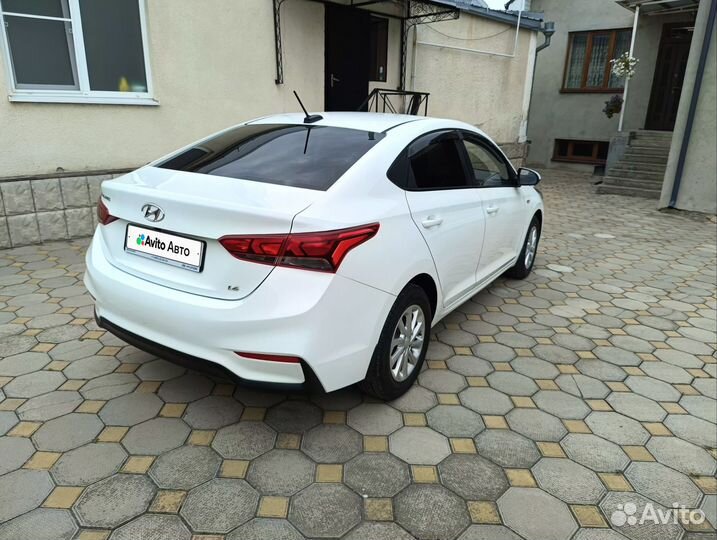 Hyundai Solaris 1.6 AT, 2018, 98 800 км