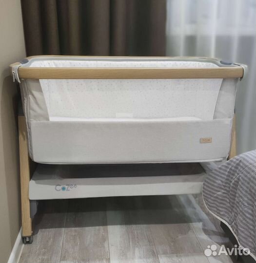 Колыбель Tutti Bambini CoZee с колесами