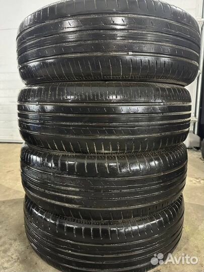 Yokohama BluEarth AE50 SUV 215/65 R17