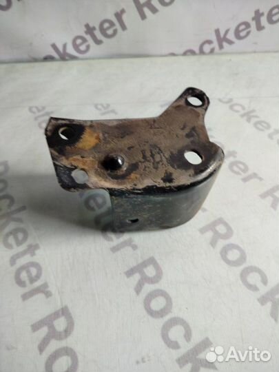 Кронштейн Chevrolet Cobalt 2014