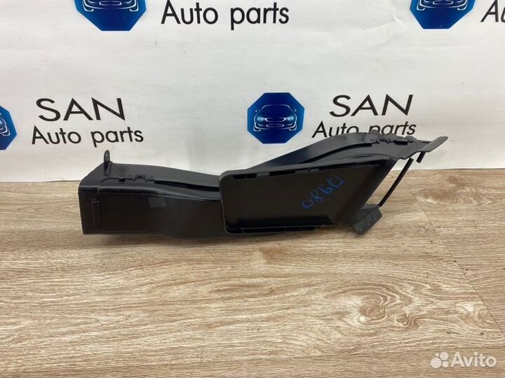 Воздуховод охлаждения тормозов передний правый Bmw