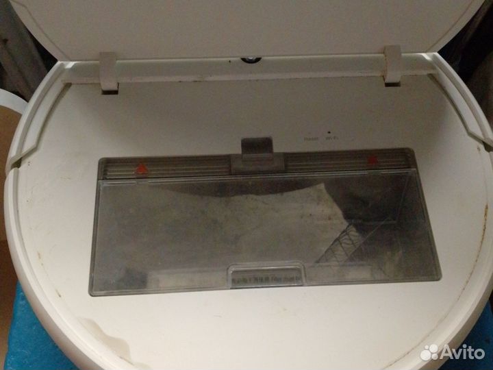 Робот пылесос