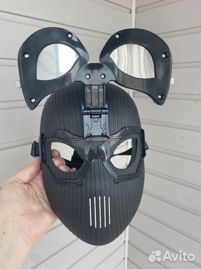 Маска человека паука