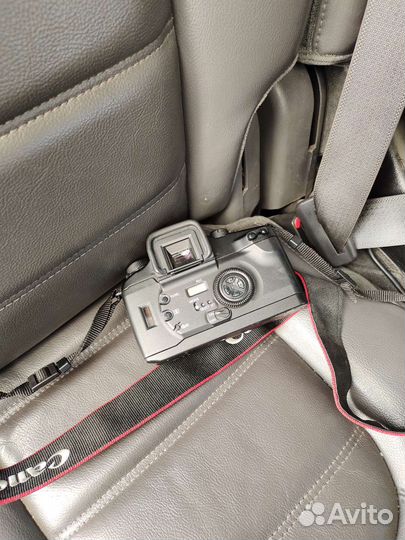 Фотоаппарат пленочный зеркальный Canon eos33