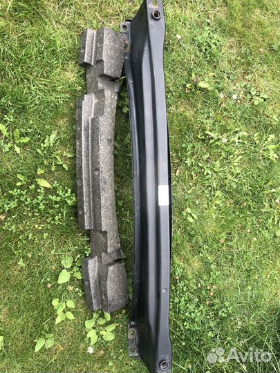 Уселитель бампера tuareg