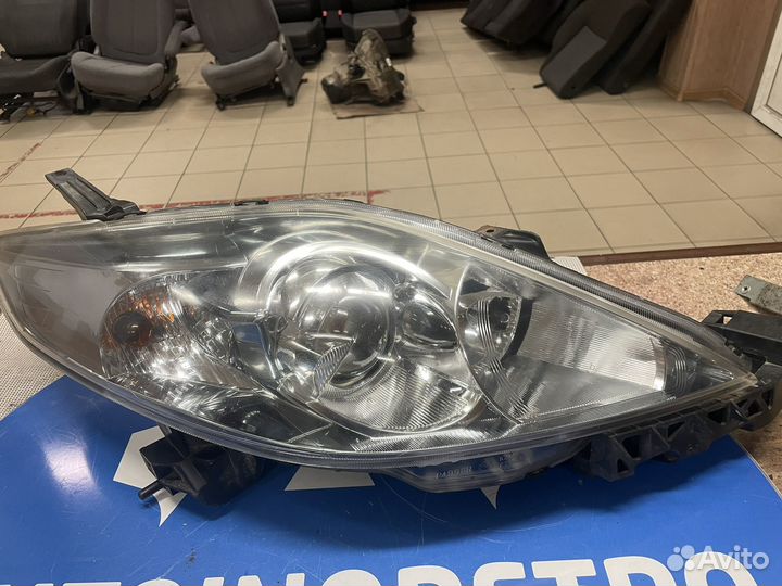 Фара правая Mazda 5 CR CC30510K0D