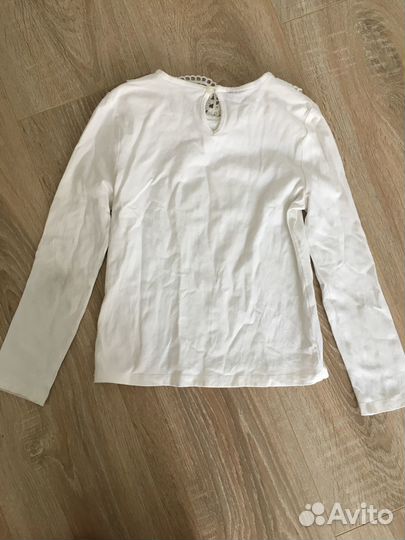 Продам школьную блузку 128 р