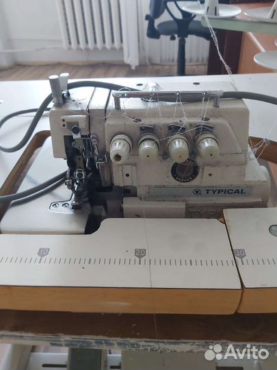 Оверлок промышленный Typical GN794